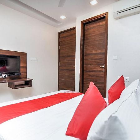 Oyo 77158 Hotel Swastik Palace Bhiwandi Zewnętrze zdjęcie